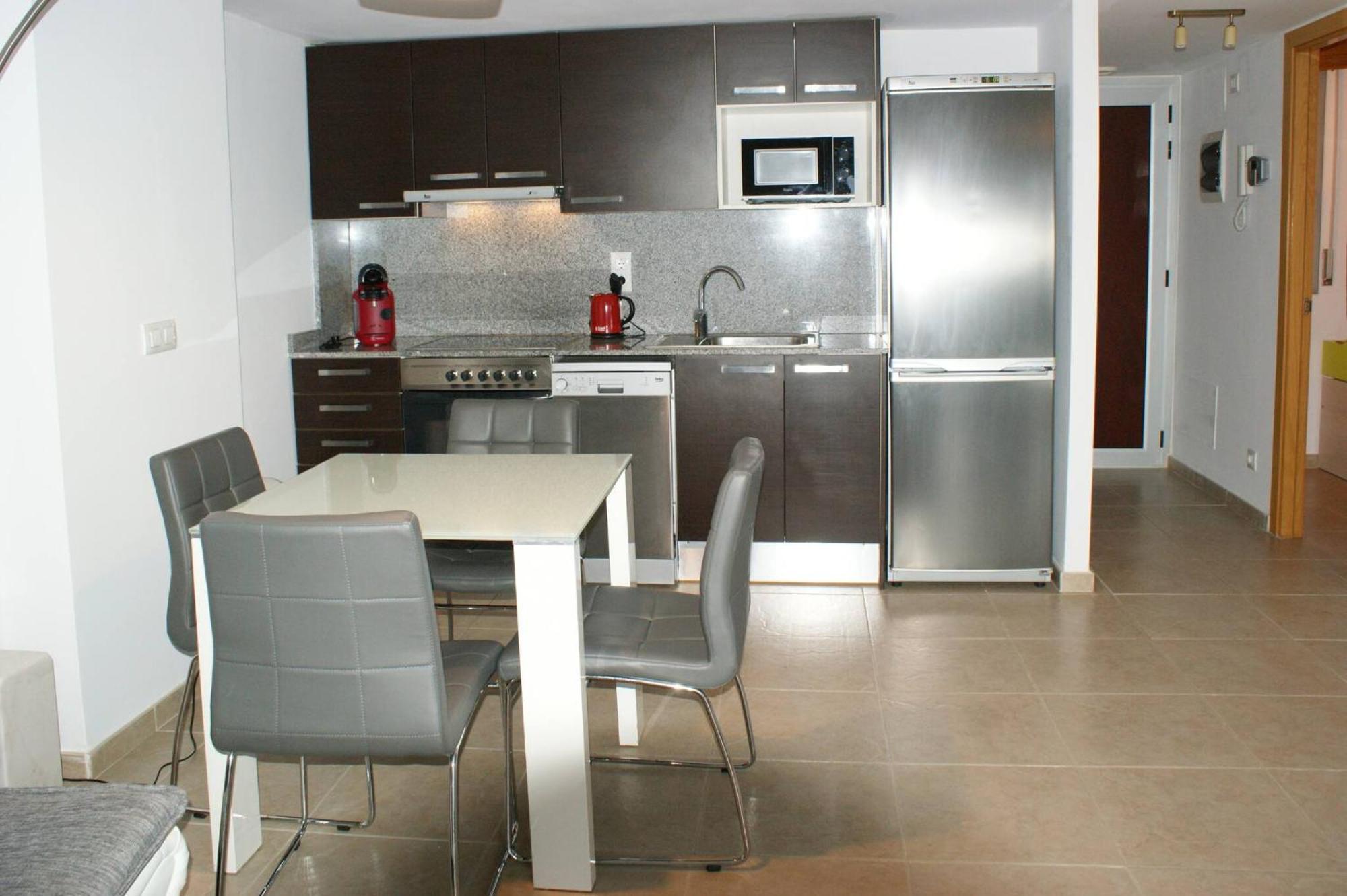 Apartamento En Roses Con Vistas Al Canal Y Piscina 외부 사진